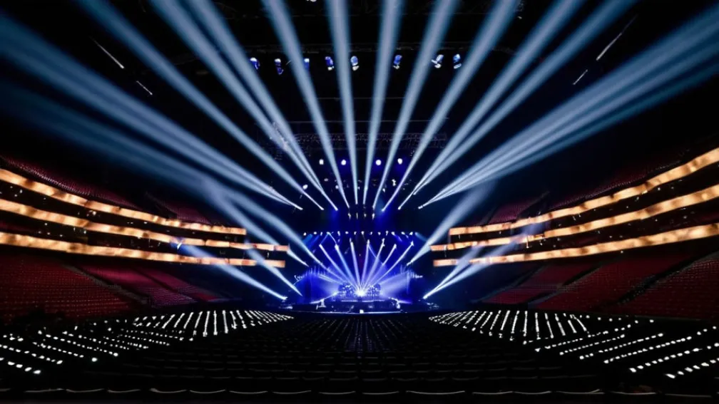 Росалия произвела фурор на премии LOS40 Music Awards, представив новый трек «Reliquia»