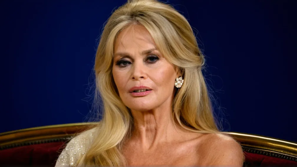 Брижит Бардо снова госпитализирована: слухи о смерти опровергнуты