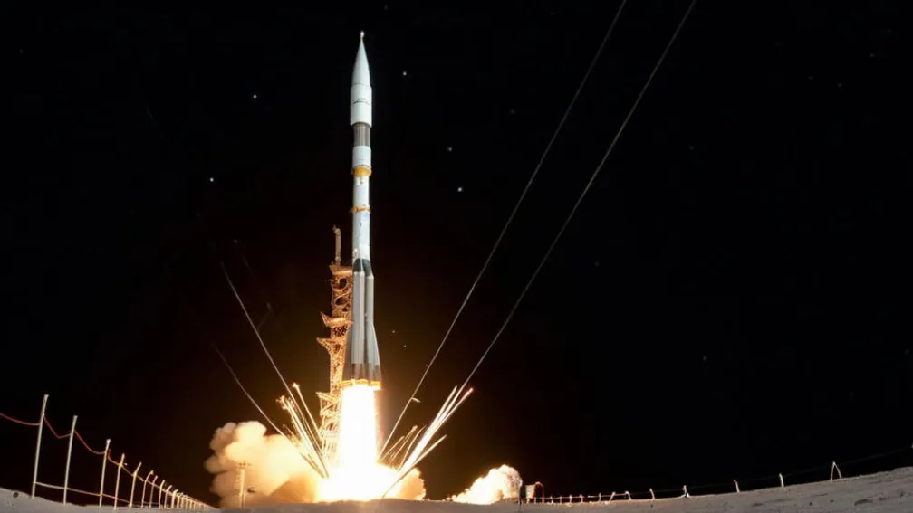 Запуск первого спутника