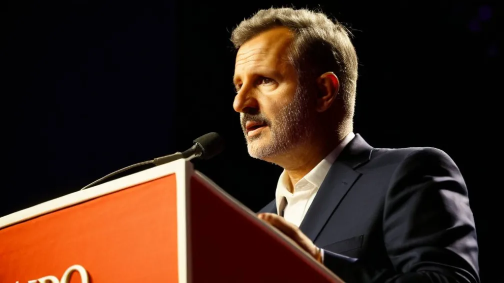 Nacho Vegas: 'Vidas Semipreciosas'