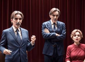 Иманоль Ариас и Мария Барранко в комедии «Лучше не говорить» в Москве