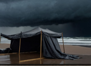 Газа: Зима Убивает Без Пуль Среди Разрушений и Отчаяния