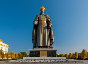 Памятник князю Владимиру