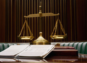 Конгресс Испании Возобновляет Рассмотрение Двух Ключевых Законов