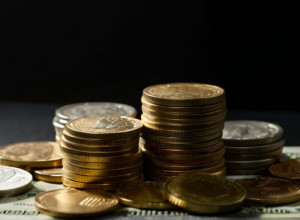 Зарплаты госслужащих в Испании: Переговоры зашли в тупик из-за индексации и инфляции