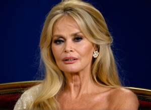 Брижит Бардо снова госпитализирована: слухи о смерти опровергнуты