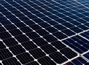 Исследователи MIT добились рекордного прорыва в эффективности солнечных батарей