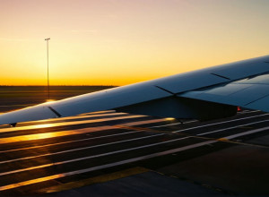 Авиакомпании сталкиваются с задержками и отменами рейсов из-за сбоя в системах Airbus A320