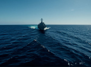 Адмирал Брэдли отрицает приказы об уничтожении выживших: Скандал о военных преступлениях в Карибском море разгорается