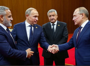 Vox объявил «санитарный кордон» против социалистов в День Конституции Испании