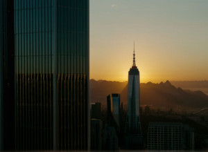 Трагедия в Мадриде: Женщина погибла, выпав с десятого этажа с двумя детьми