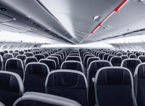 Ryanair: Штраф €2000 за курение на борту самолета
