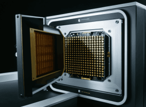 Квантовый Прорыв: Ученые Достигли Рекордной Эффективности Вычислений