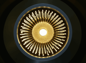 Квантовый скачок: Ученые добились 10-кратного повышения эффективности кубитных операций