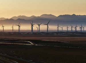 Китай строит самую амбициозную в мире сеть для передачи чистой энергии