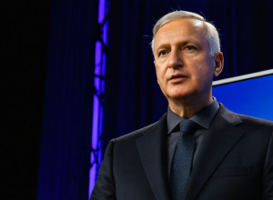 Регулирование искусственного интеллекта: вызовы и возможности