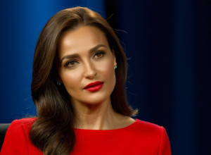 Актриса «Элиты» Мина Эль Хаммани: откровения о трудовых буднях и нелегком пути к славе