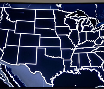 Гондурас Погружен в Политический Хаос: Обвинения в Мошенничестве и Задержки в Подсчете Голосов