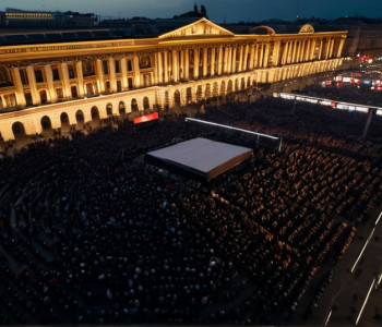 Болгарские протесты: Олигарх Делян Пеевски в центре правительственного кризиса