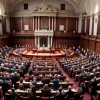 Конгресс Испании принимает закон против ультраправых активистов, PP и Vox против
