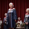Рита Морено, 93-летняя легенда, получила почетную докторскую степень Гарварда: трогательный момент покорил мир