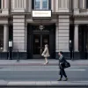 Суды встают на сторону потребителей в спорах с банками из-за онлайн-мошенничества: истории и решения