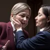 Случайность на дебатах: Микрофон зафиксировал подсказку Феихоо для Гамарры