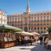 Королева Летиция посетила столетнюю книжную ярмарку в Мадриде и купила книги