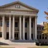 Верховный суд США запретил государственное финансирование частной католической школы