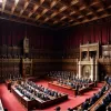 Оппозиция Испании обвиняет правящую коалицию в цензуре и недемократичности в Лес-Кортс
