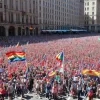 Тысячи людей вышли на гей-парад в Будапеште, несмотря на запрет Орбана