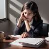 Суд восстановил в должности топ-менеджера, уволенного за отказ работать во время больничного