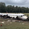 Авиакатастрофа в Индии: Кадры с места крушения самолета Air India