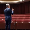 Абаскаль призывает Фехой стать «Испанией не управляемой», чтобы свергнуть Санчеса