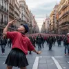 Триумфальное начало: Trueno исполнил хит на Гран-Виа в шоу «La Revuelta»