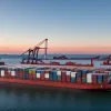 Дефицит торгового баланса США вырос в мае на фоне неопределенности из-за тарифов: что это значит для экономики?
