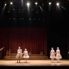 Театральные премьеры недели: Роальд Даль до эпохи отмены и музыкальная пародия на «Хронику Индий»