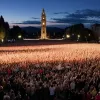 В Бургосе прошла акция протеста после оскорблений в адрес трансгендерной танцовщицы