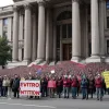 Муниципальные власти Барселоны под огнем критики: дебаты вокруг выселения жителей Валькарки