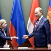 Политическая обстановка: Санчес встречается с Прадалесом, Vox и Podemos комментируют ситуацию в Торре-Пачеко