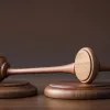Суд США приостановил передачу акций YPF: Аргентина получила отсрочку