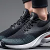Кроссовки Skechers для мужчин со скидкой 45%: комфорт и защита от мозолей