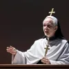 Священник из Вальдепеньяса осудил эксплуатацию сезонных рабочих: 8 часов работы – это 8 часов, а переработки должны оплачиваться