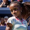 Коко Гауфф борется с двойными ошибками: публика затаив дыхание на US Open