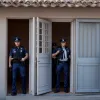 Мужчина забаррикадировался в доме после стрельбы в Валенсии: сосед тяжело ранен