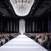 Эфемерная архитектура: как подиумы меняют мир моды